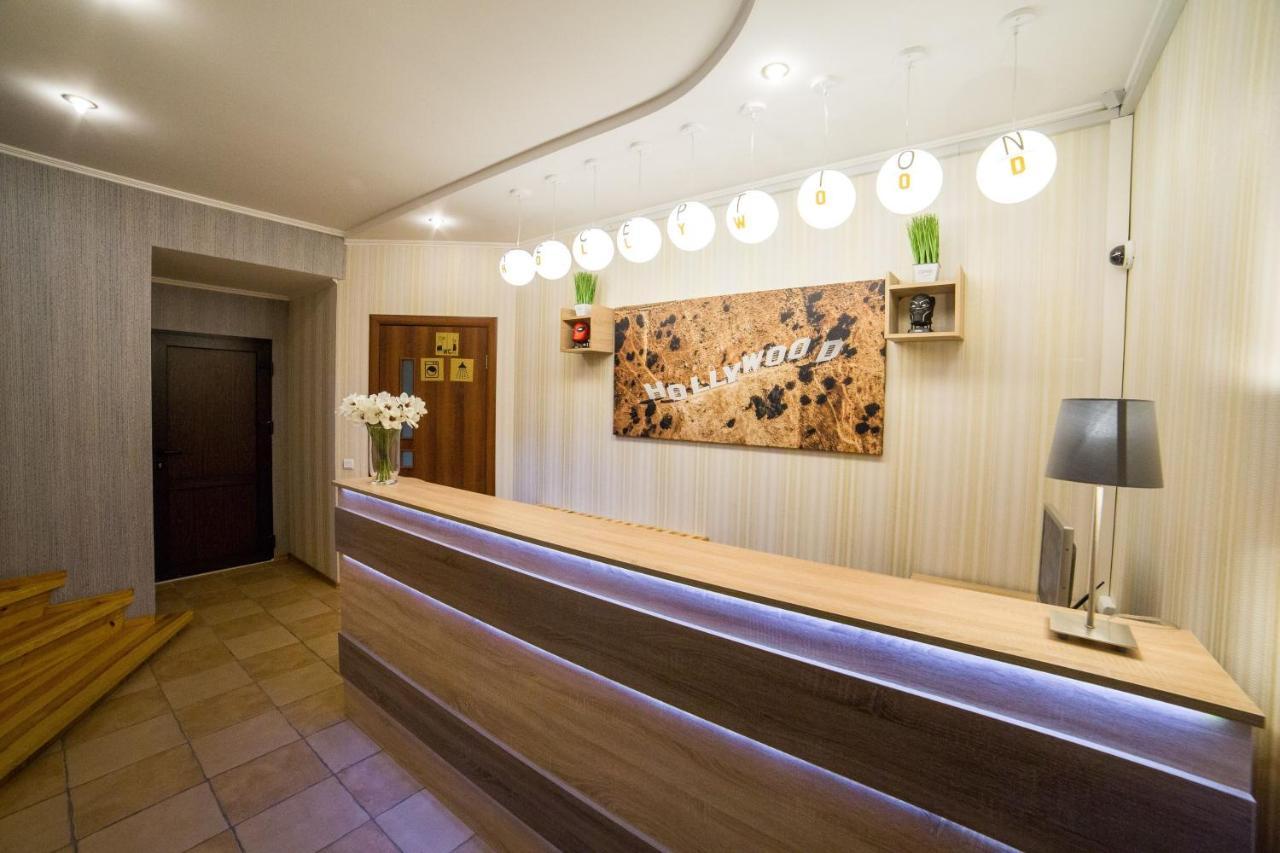 מלון פולטבה Hollywood מראה חיצוני תמונה